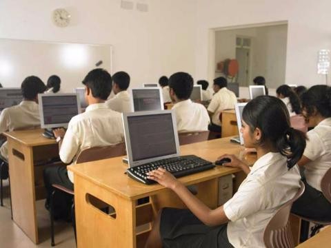 computer lab in international school in trivandrum
